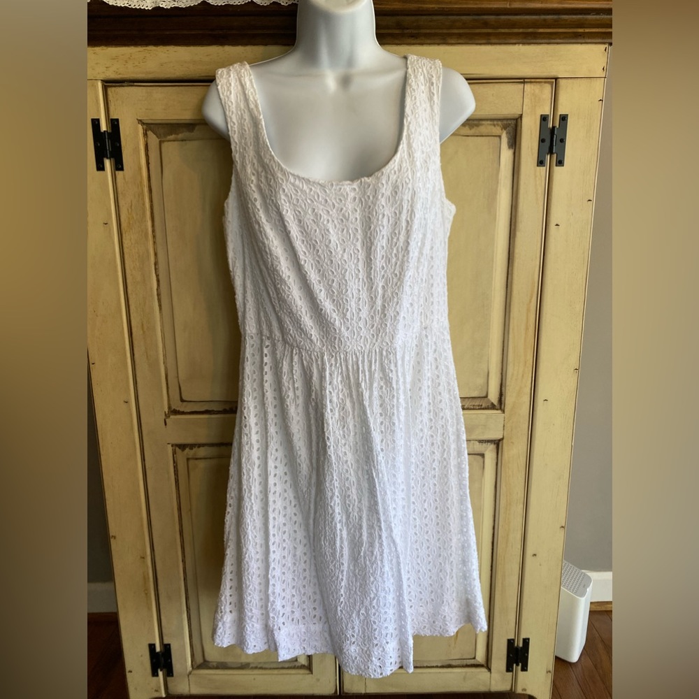 Vineyard Vines White Eyelet Dress